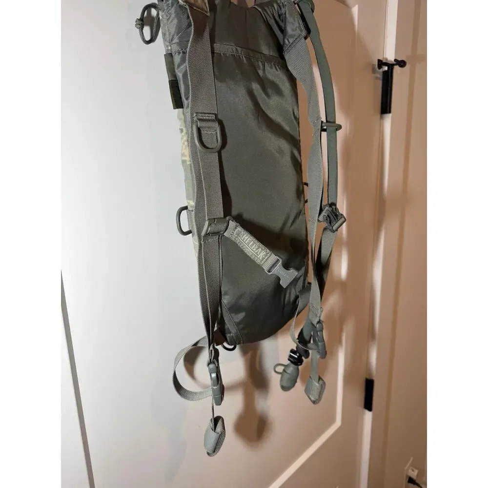 CamelBak ThermoBak 3L Military Camo Outdoor Hiking Hunting Hydration Pack.